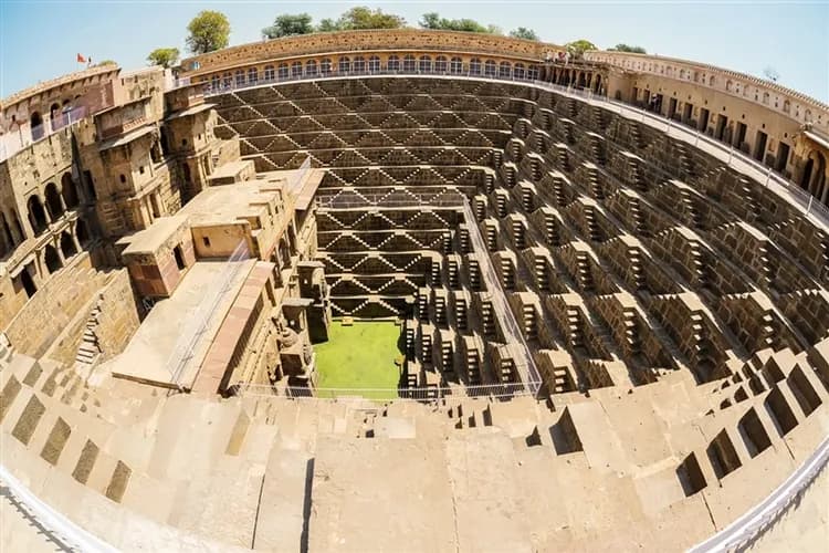 暑假早鳥優惠》印度金三角8日│五晚五星及皇宮飯店、絕美泰姬瑪哈、月亮水井、壯麗琥珀堡、最大神廟阿克薩達姆-8