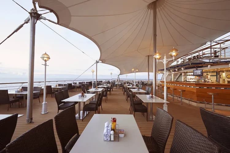 【春節連假】【挪威郵輪太陽號】香港＆泰國 15 天 - 新加坡登船 基隆下船-8