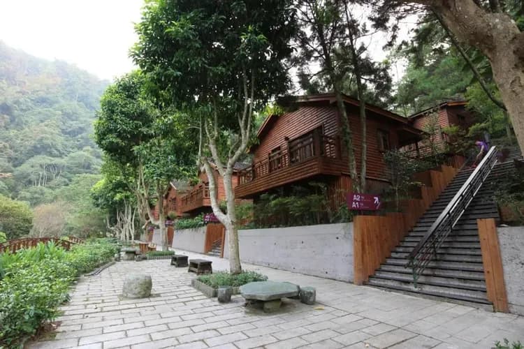 台中商務旅館－八仙山莊-5