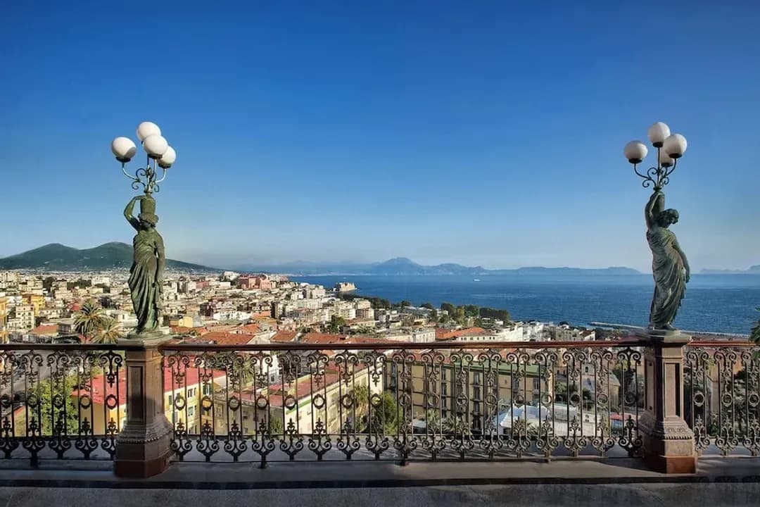 캄파니아-그랜드 호텔 파커스