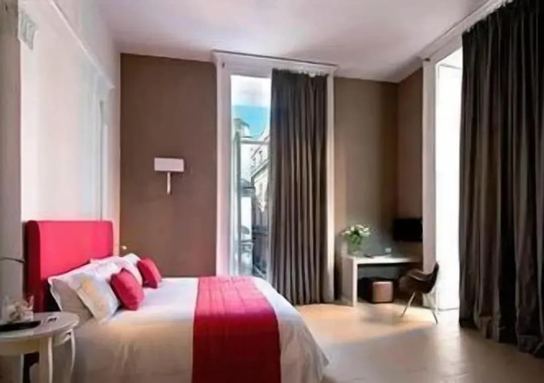 カンパニア-ナポリターモ ホテル メディナ