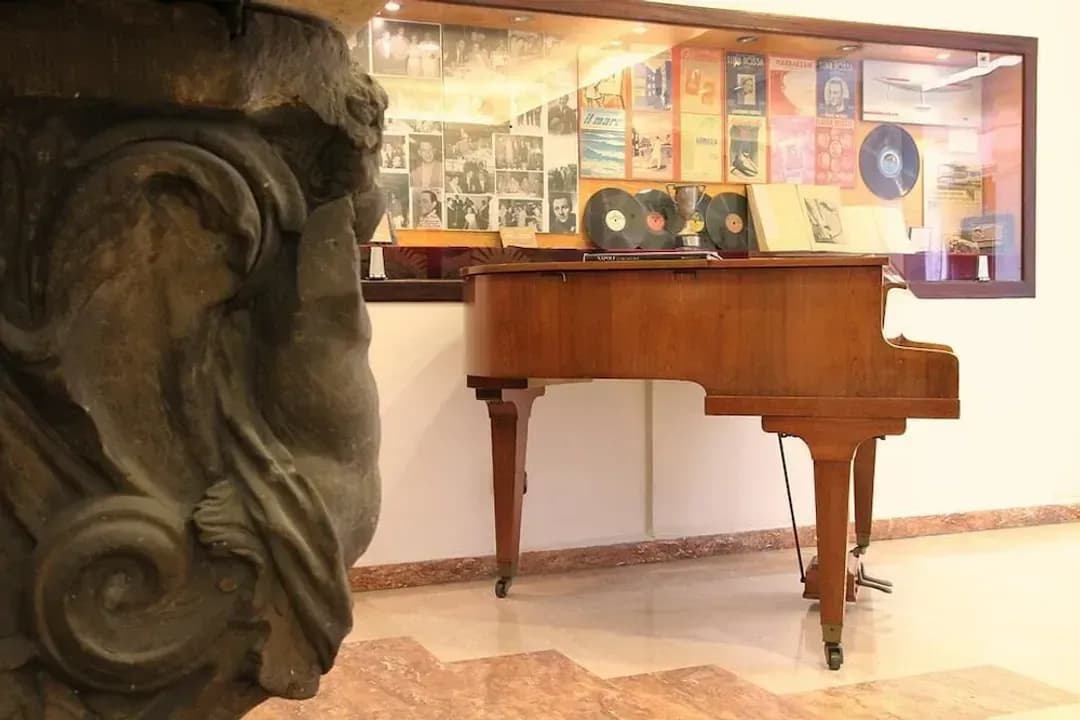 Campania-Hotel Luna Rossa