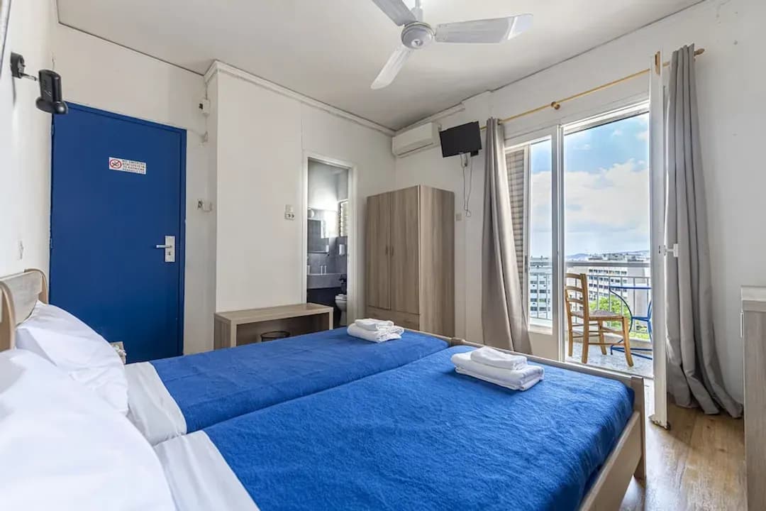 アッティカ-スパルタ チーム ホテル - ホステル