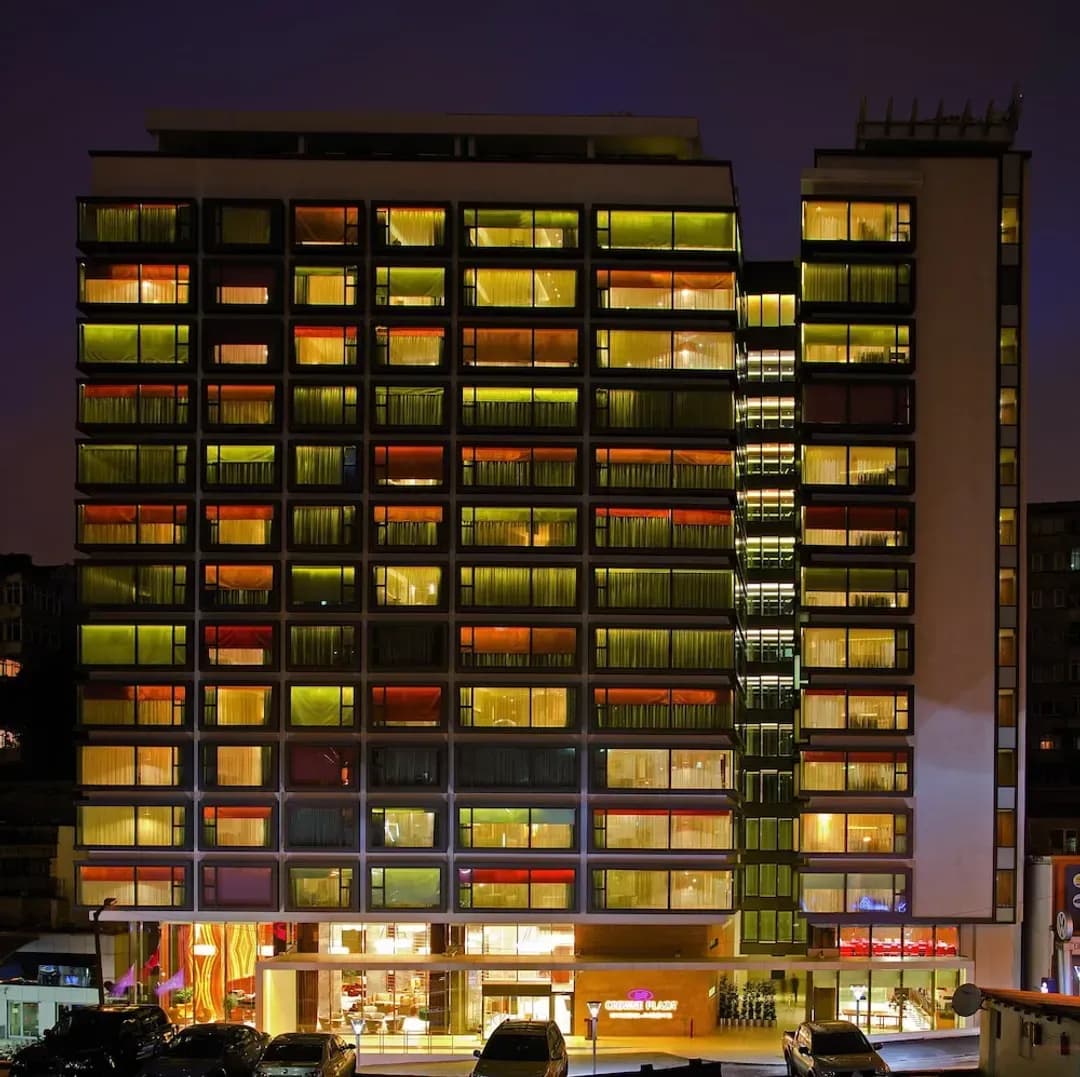 イスタンブール人-クラウン プラザ イスタンブール - ハルビエ by IHG