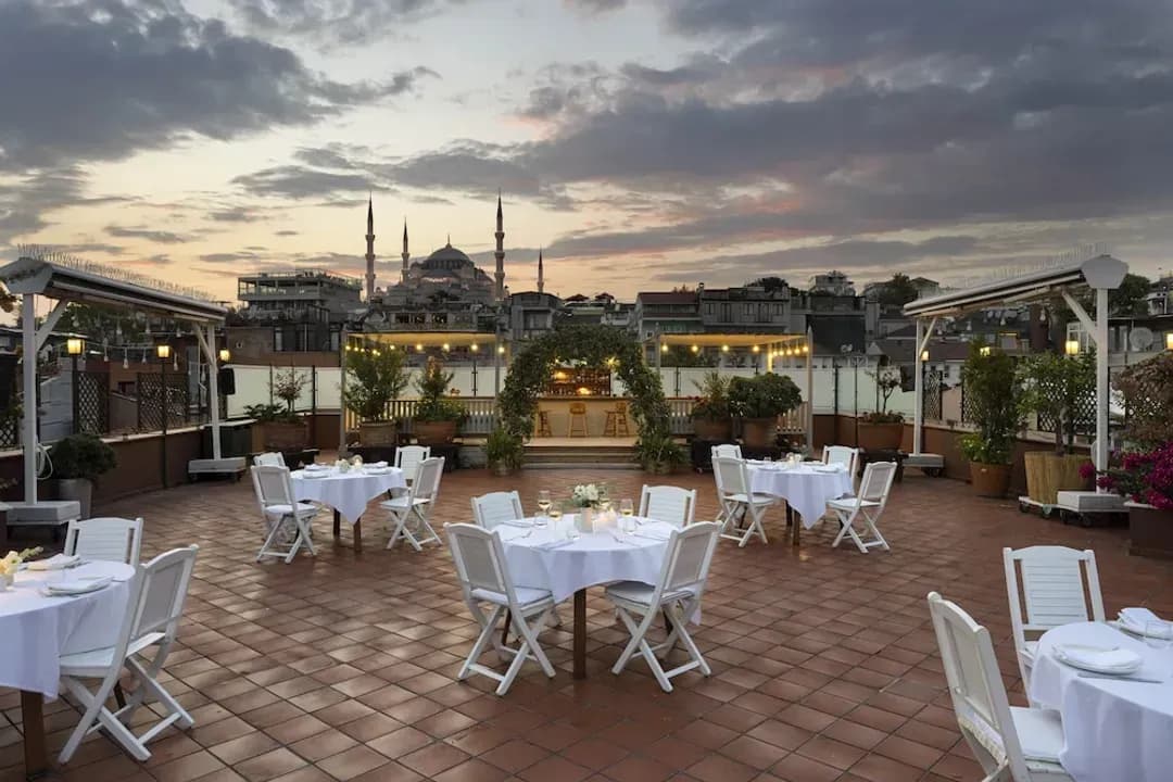 イスタンブール人-アルマダ イスタンブール オールド シティ ホテル