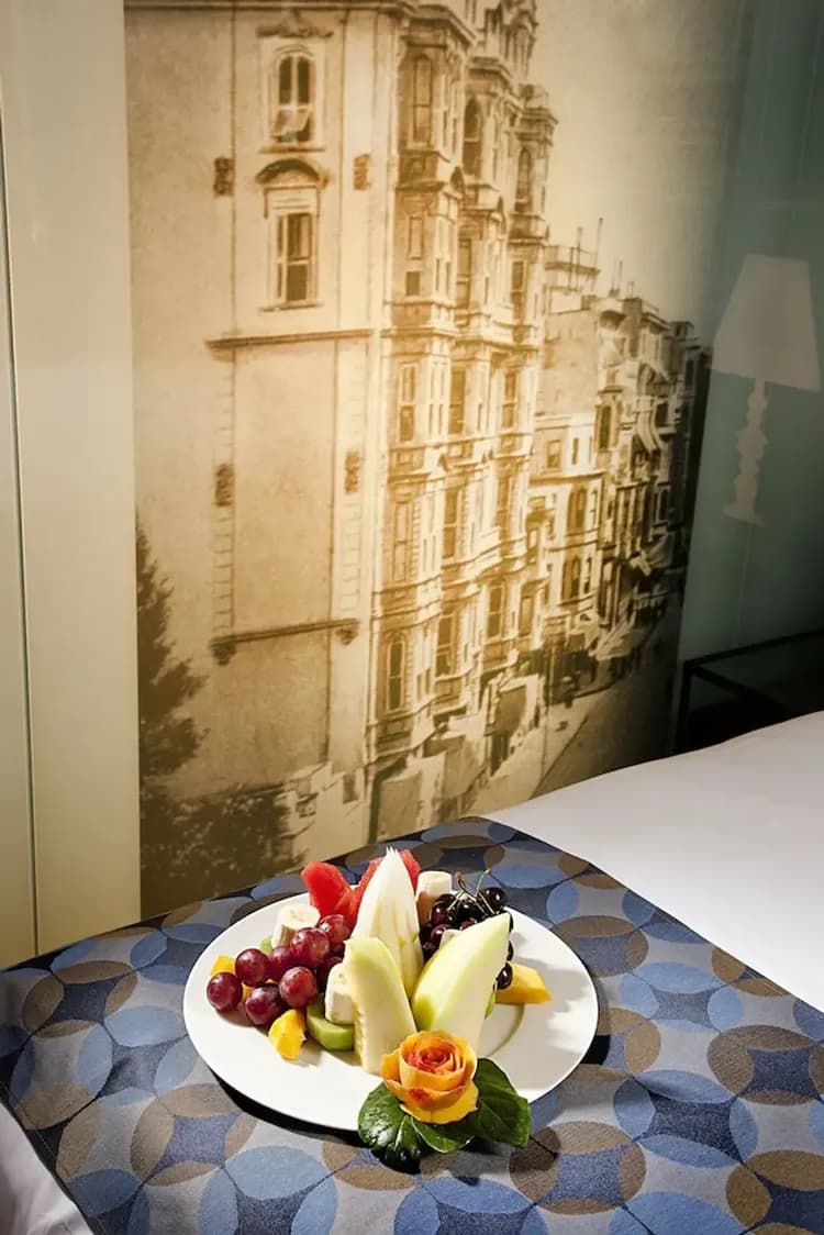 Room service - dining