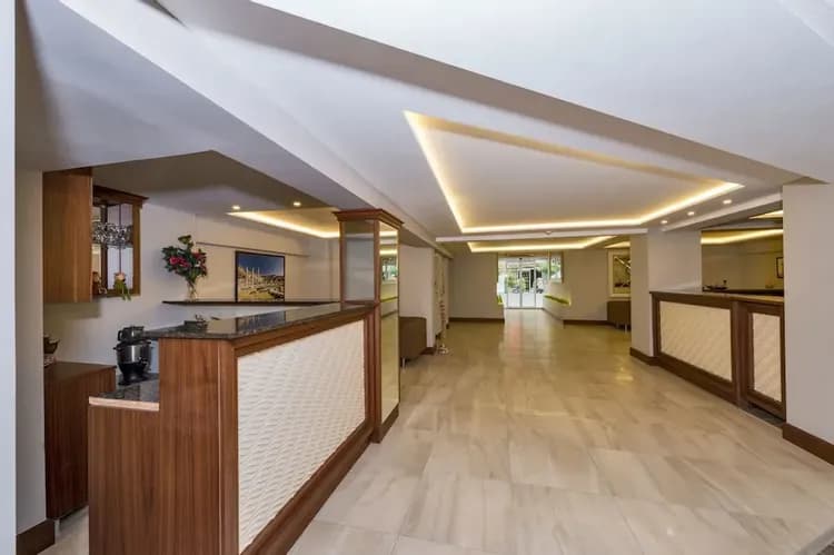 Check-in/check-out kiosk