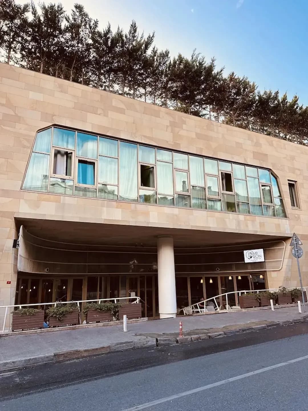 イスタンブール人-オルタコイ・アパーツ