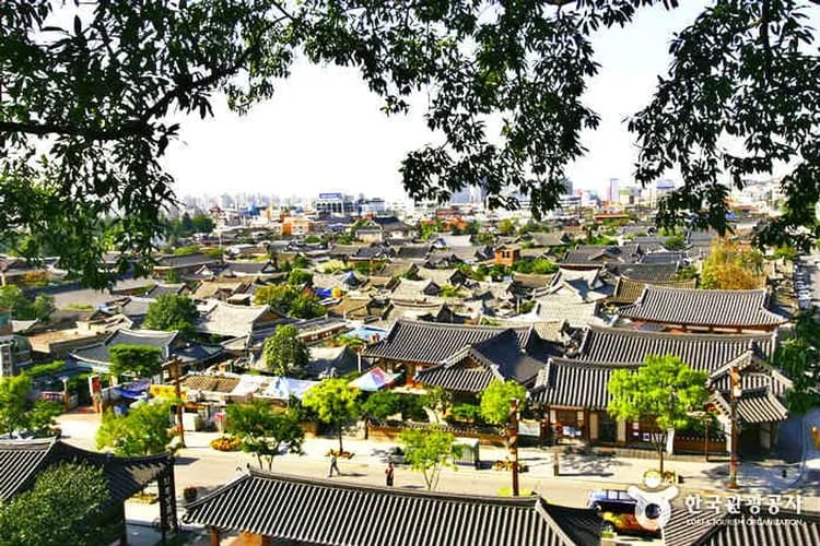 易起FUN暑假～愛寶樂園、釜山樂天世界、京岩洞鐵道村、海岸觀光列車六日