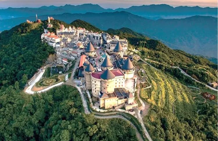 KHH超值中越峴港～纜車佛手橋、迦南島竹桶船、美山世界遺產、會安燈籠古鎮五日