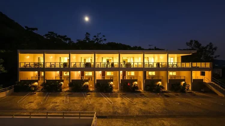 古志久茂半山海景度假旅居｜方便至美麗海水族館-13