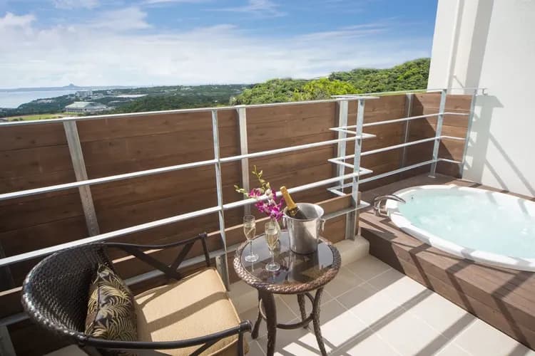 古志久茂半山海景度假旅居｜方便至美麗海水族館-1