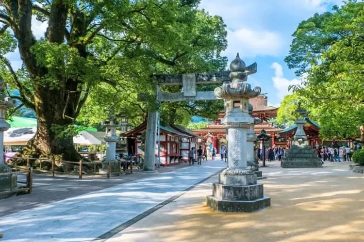 太宰府天滿宮(贈梅枝餅)