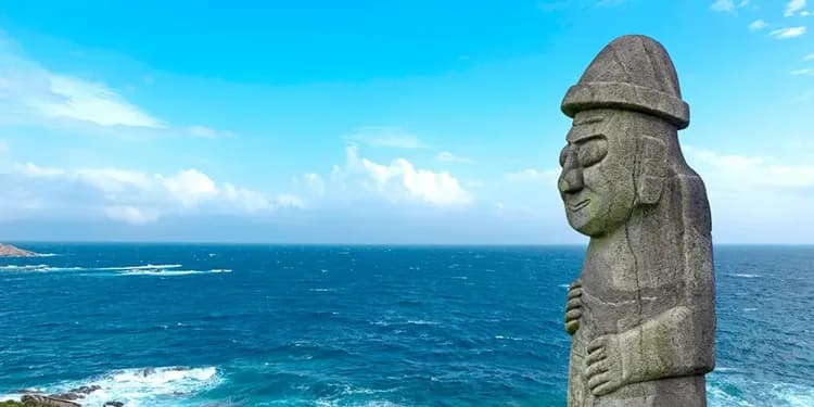 【不進人蔘保肝．蔚藍濟州５天】海水汗蒸幕、史努比庭園、羊駝牧場、網美海景咖啡廳、海鮮鍋全程四星[含稅]