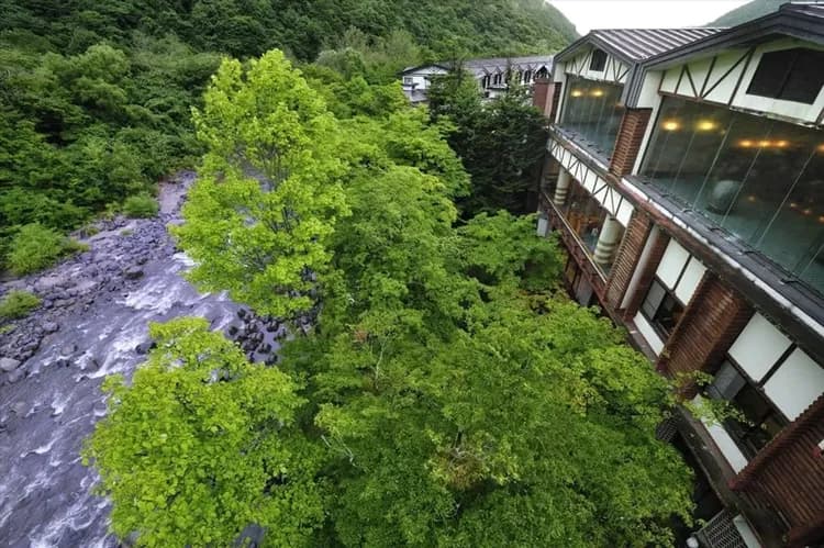 初心遊│東北春夏EMOTION餐廳列車企劃│米其林綠色指南奧入瀨溪流．十和田湖．世界遺產中尊寺．日本三景松島．青森星野百-8