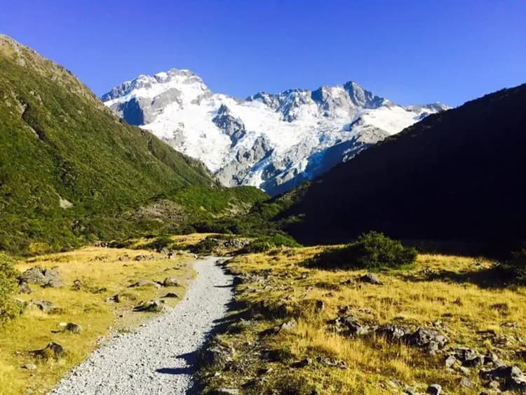 紐西蘭旅遊｜早鳥最高扣五千·生態大師·神奇峽灣·瓦納卡四驅車高山環湖之旅·雙纜車體驗·泥漿溫泉·觀星夜遊·美食美酒12日-9
