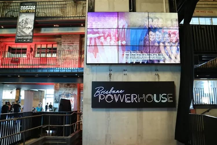 澳洲旅遊|墨爾本市區趴趴GO·蒸氣小火車·神仙企鵝‧雪梨歌劇院‧天堂鄉無尾熊抱抱‧親牽羊駝拍照‧東澳全覽11日-14