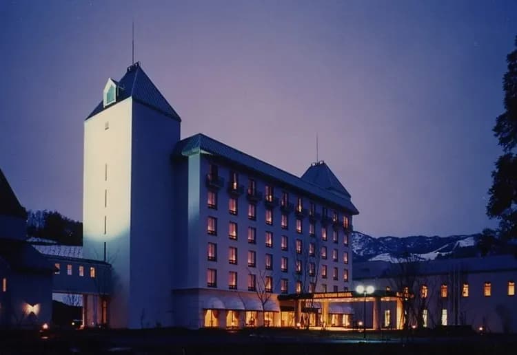 神鍋溫泉：BLUE RIDGE HOTEL(或同級)