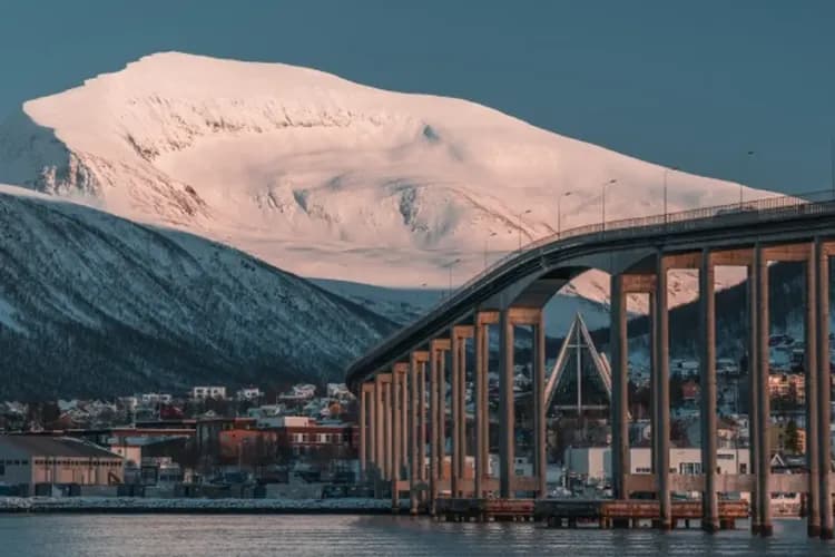 特羅姆瑟大橋Tromsø Bridge(官網授權使用)-特羅姆瑟