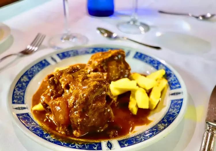 西班牙餐廳,西班牙特色美食,西班牙牛尾