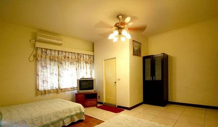 【四人套房-2】