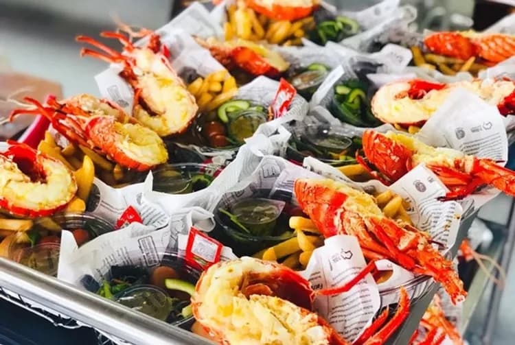 龍蝦餐圖片僅供參考-龍蝦工廠