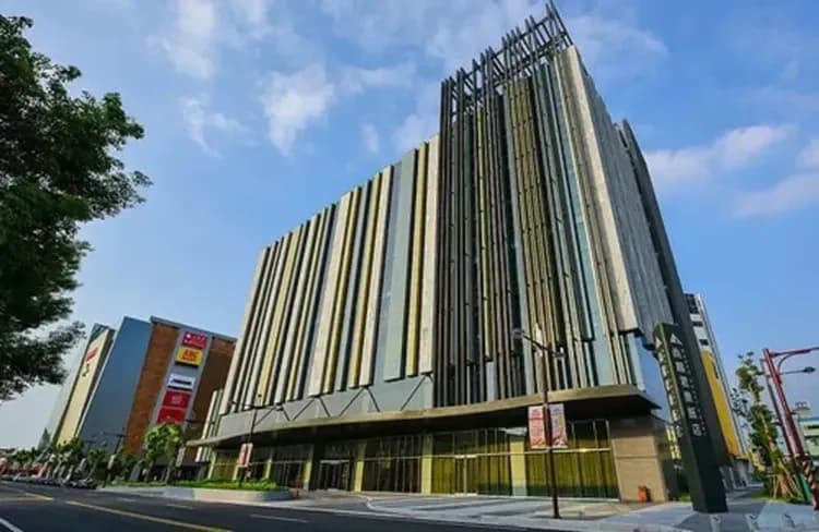 【High Speed Rail Holiday】 2-Day Free Travel at Grand Royal Hotel Miaoli