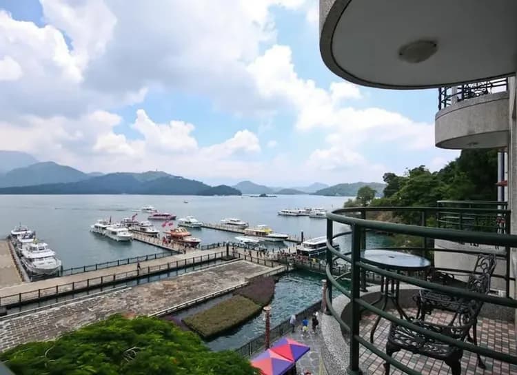 【High Speed Rail Holiday】 2-Day Free Travel at Nantou Sun Moon Lake Pier Leisure Hotel-6
