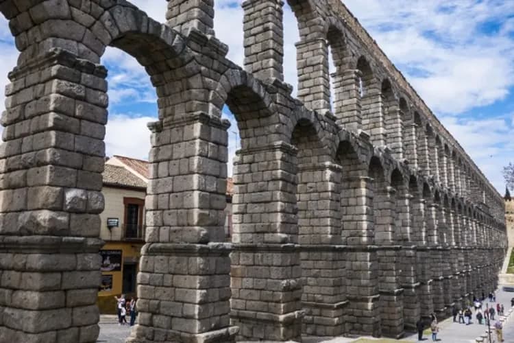 水道橋-世界文化遺產