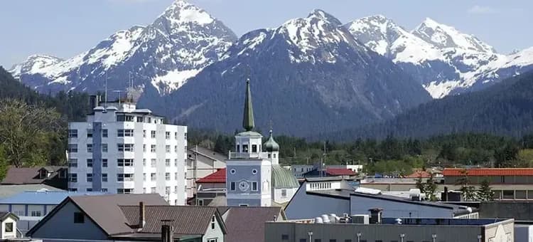 【挪威暢悅號 NCL Bliss】 阿拉斯加八日遊輪：朱諾、凱奇坎、錫特卡和維多利亞