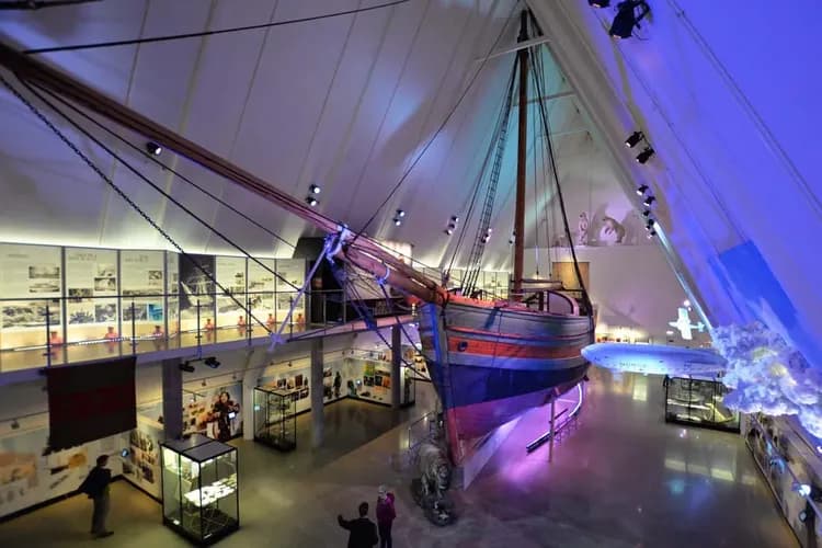 《金馬賀歲》N°RDIC北歐極光旅人 帝王蟹玻璃屋破冰船探險10天-6