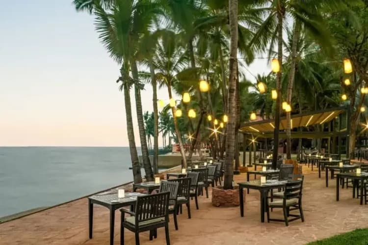 華欣五星飯店(兩晚)