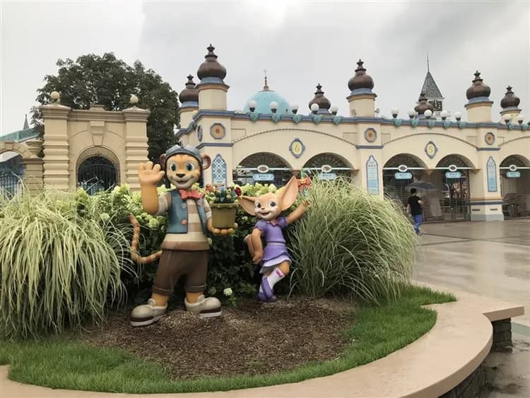 限定優惠回程託運30KG/不計件數｜樂天世界．愛寶樂園．水原華城．日月樹木園．亂打秀(一站購物彩妝)六日｜高雄