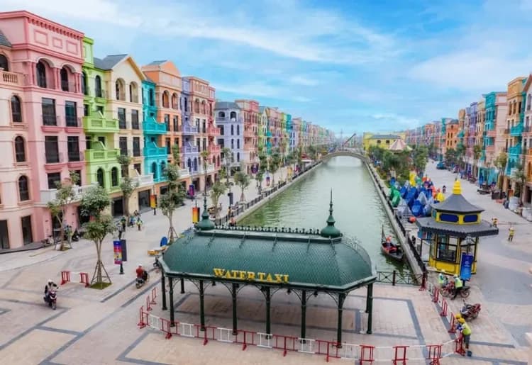 河內大世界(含單程貢多拉遊船)