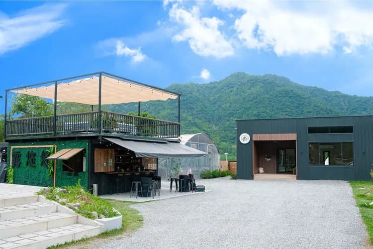 露悠悠露營區 | 神殿帳篷大空間含冷氣！ 戲水池、遊戲區，親子首選！-4