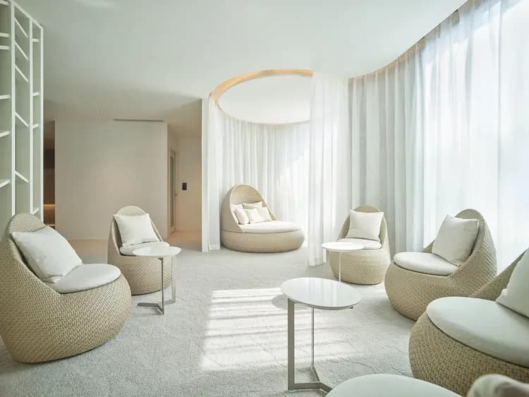 ・13階ラウンジ①