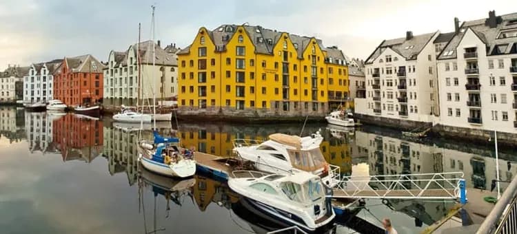 【挪威之星號 Star 】 北歐12日遊輪：冰島、蘇格蘭和挪威