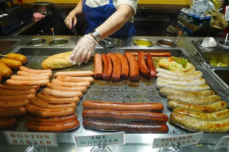 早鳥省1萬》黃石美加東賞楓｜黃石國家公園、尼加拉面瀑房、八大名城、賞楓纜車１３日-18