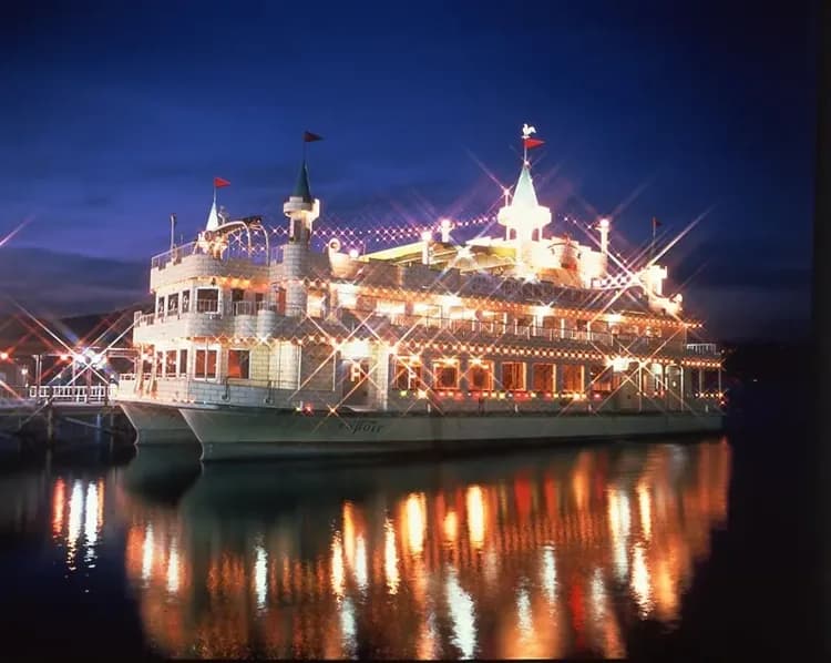 一起揪吧北海道｜紅葉絕景.函館纜車.洞爺湖花火.豐平峽賞楓.企鵝遊行.白色戀人.三大蟹溫泉六日-9