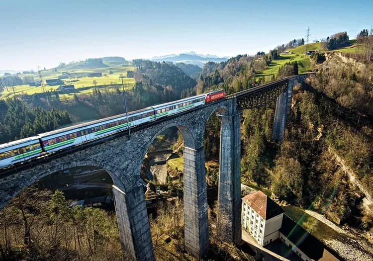 阿爾卑斯山麓快車, voralpen-express, 景觀列車