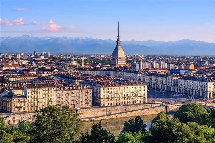 特選義大利│天空之城,馬喬雷湖遊船,搖曳貢多拉,花都翡冷翠,水鄉威尼斯,復古小火車,法拉利高鐵,美食藝術10日-6