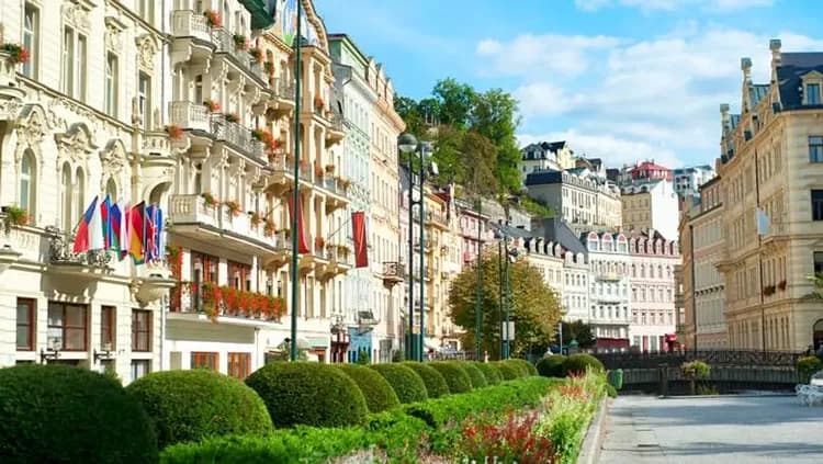 捷克景點, 溫泉小鎮, 卡羅維瓦利, 瑪莉安斯凱,