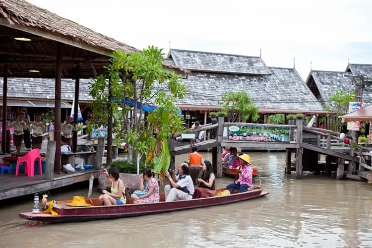 享饗泰國│全程網評五星酒店,暹羅灣海上餐廳,雙按摩體驗,粉紅三頭象神,喬德夜市,特色風味美饌五日