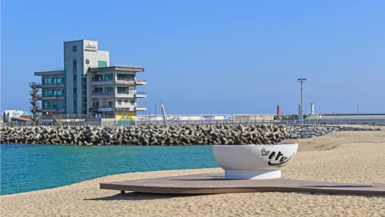 安木海邊咖啡街