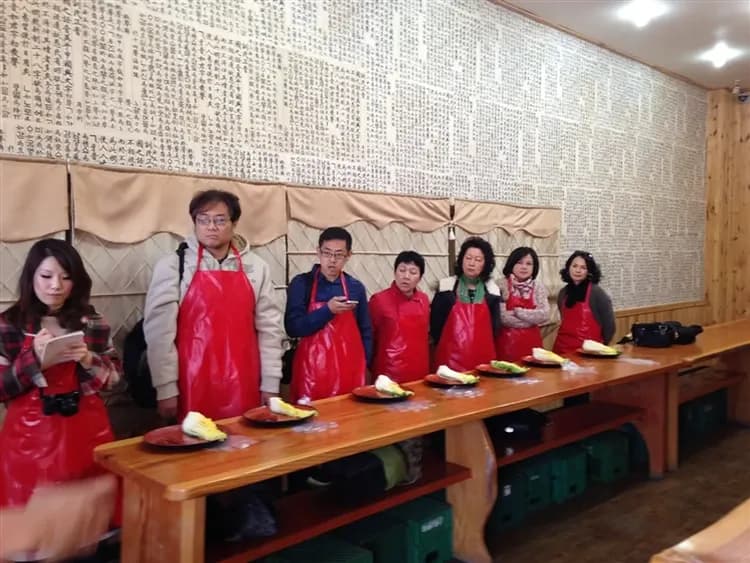 旅展優惠|升等五星|探訪海女村.汗蒸幕樂園.品嚐鮑魚火鍋.雞尾酒DIY.動感摩托車秀(一站購物彩妝)五日|高雄-6