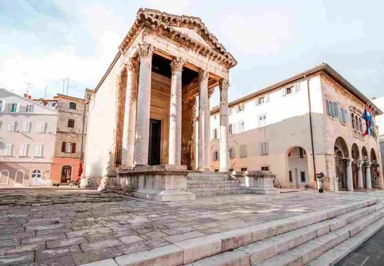 克羅埃西亞景點普拉奧古斯都神殿