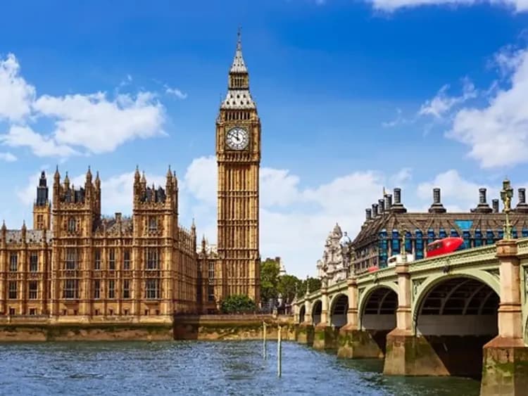 【金馬賀歲，預購減3000】英國湖區雙遊船、倫敦眼摩天輪、名校史前巨石、三晚五星飯店九日-10