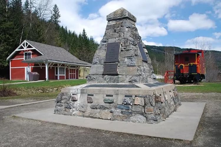 限GO加拿大～四大國家公園、最美露易絲湖、兩晚班夫小鎮、西雅圖夜未眠10日-13
