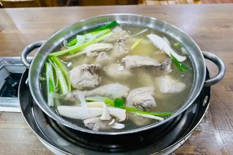 慢遊首爾半自助｜韓冬滑雪.一日自由活動.連住近明洞兩晚自由逛.(一站彩妝購物)五日-6