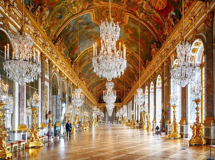 【賀歲法比荷、預購減5000】羅浮宮凡爾賽、5D飛行體驗、塞納河遊船晚宴、巴黎萬豪大使酒店10日-7